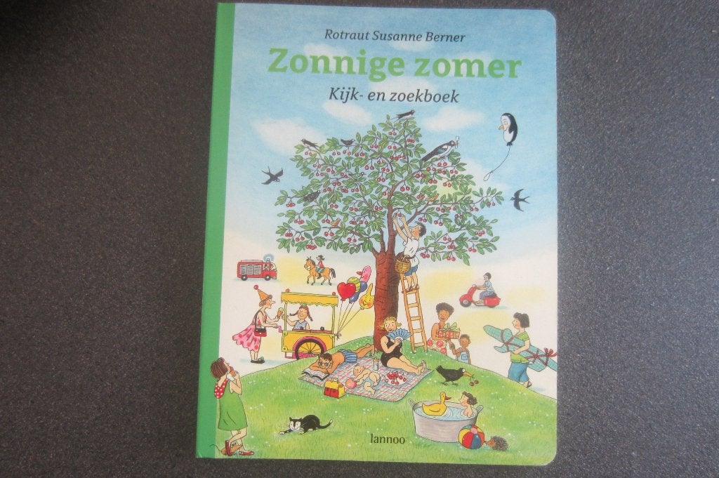 Zonnige Zomer kijk- en zoekboek - Rotraut Susanne Berner, Ophalen of Verzenden, Zo goed als nieuw, Rotraut Susanne Berner, Non-fictie