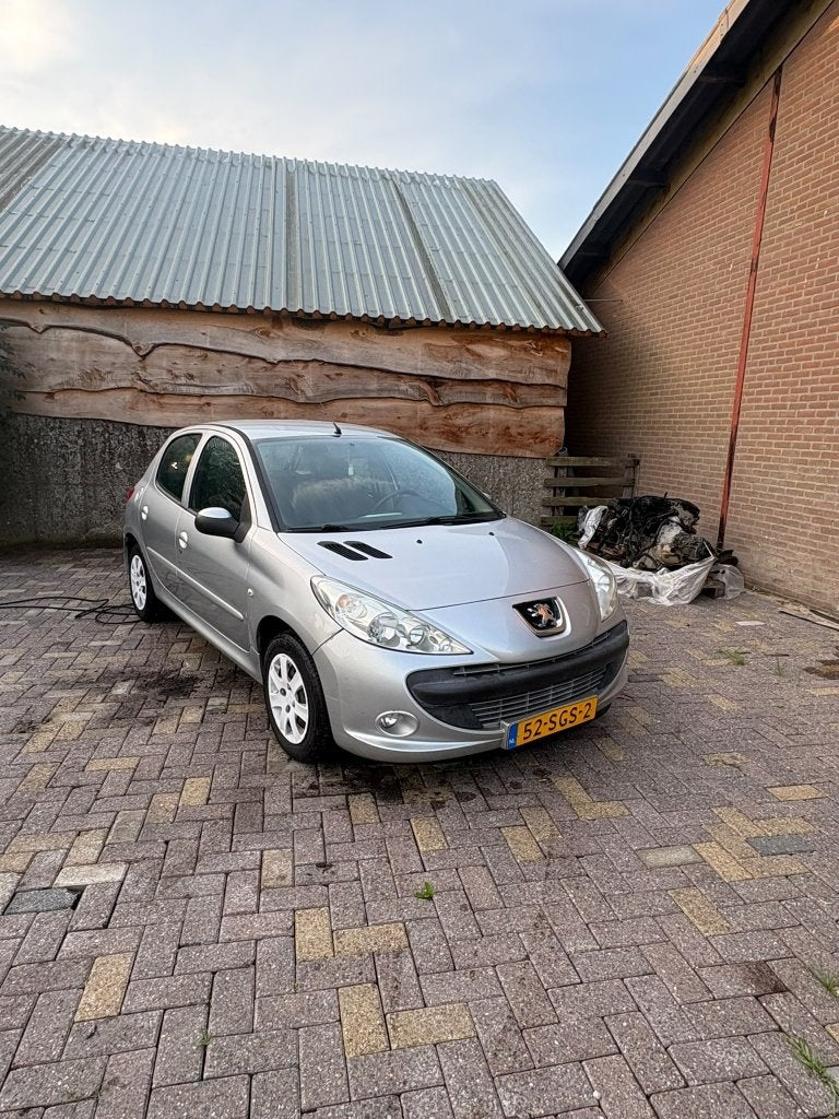 Peugeot 206+ 1.4 5D 2011 Grijs nieuwe koppeling, 206+, Stof, Zwart, 4 cilinders
