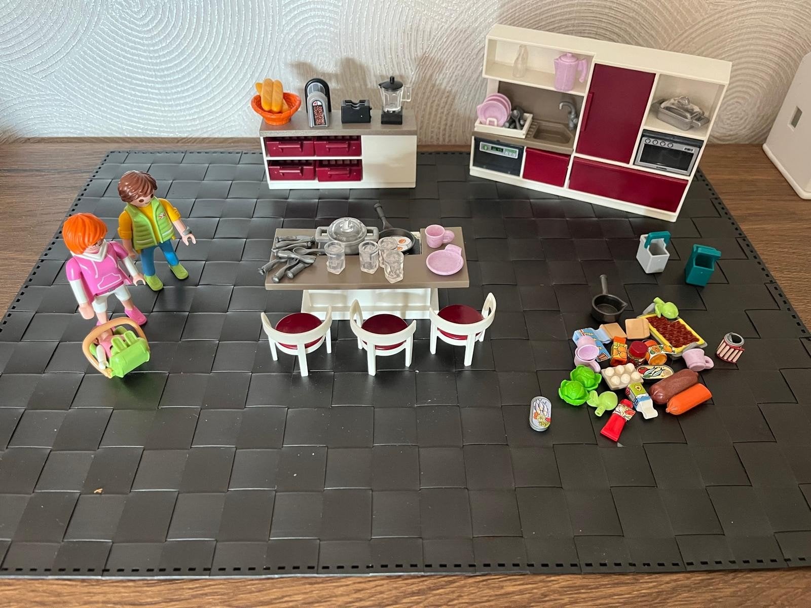 Playmobil keuken set met poppetjes en accessoires, Ophalen of Verzenden, Gebruikt, Jongen of Meisje