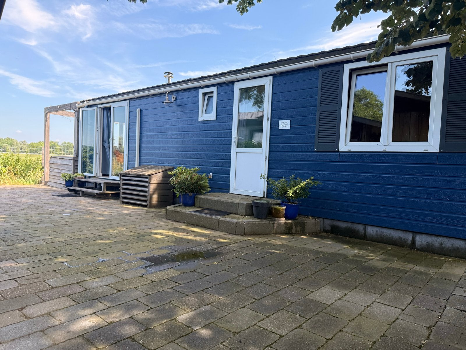 Sfeervol chalet met uitzicht op de uiterwaarden LATHUM, 2 slaapkamers, Recreatiepark, Groningen, Chalet, Bungalow of Caravan