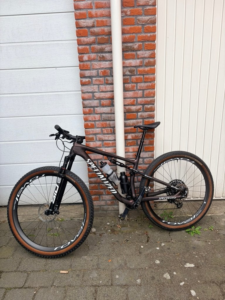 Specialized Epic Pro Medium, Fully, Zo goed als nieuw, Schijfrem, 53 tot 57 cm