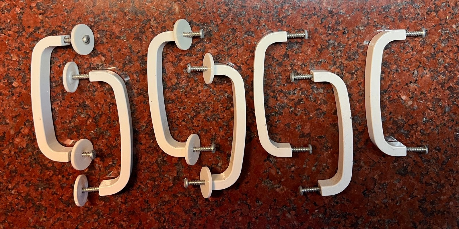 Set van 7 witte IKEA handgrepen, gatafstand 96 mm, Ophalen of Verzenden, Gebruikt