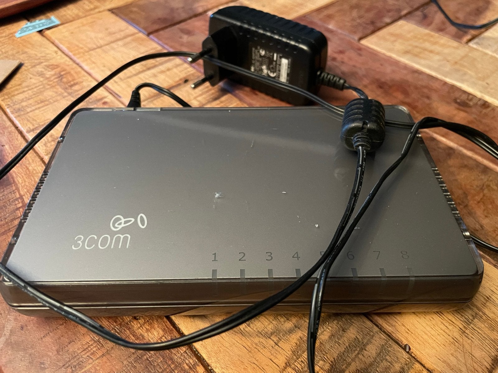 3Com Gigabit Switch 8 (3CGSU08) - 8-poorts netwerkswitch, Ophalen of Verzenden, Gebruikt