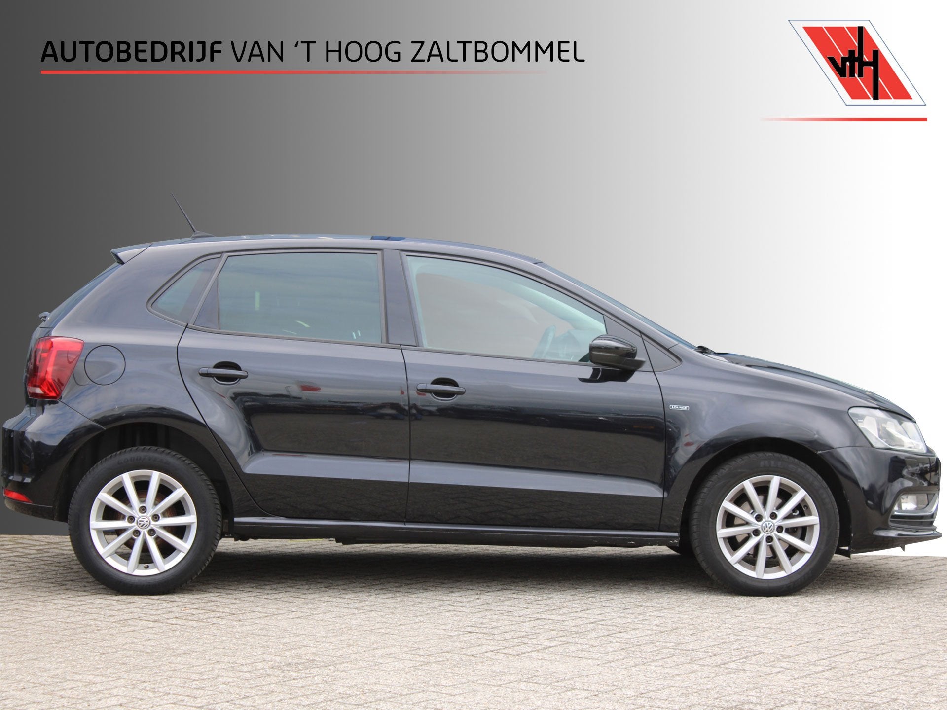 Volkswagen Polo 1.0 Comfortline NAVI CLIMA WINTERPAKKET, Auto's, Volkswagen, Stof, Zwart, Bedrijf, Handgeschakeld