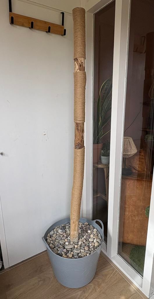 Zelfgemaakte kattenpaal krabpaal, Dieren en Toebehoren, Ophalen, Nieuw, Krabpaal