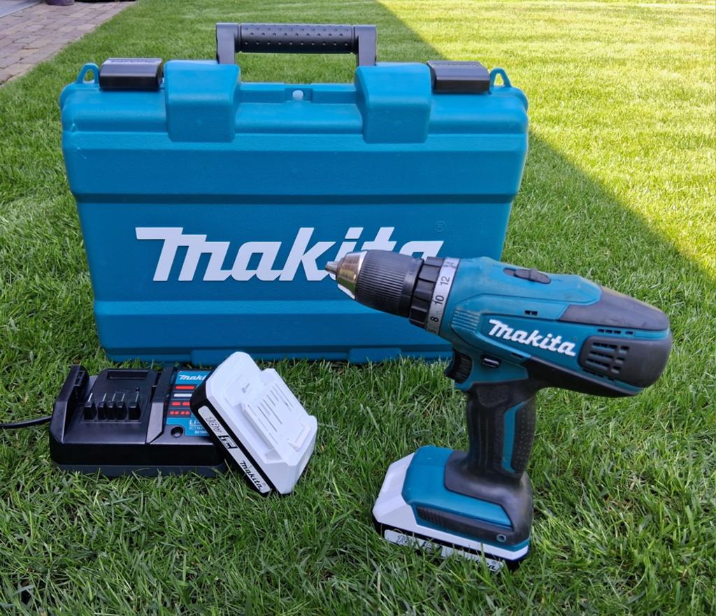 Makita DF457D 18V Boormachine Set + 2 Accu’s + Koffer, Ophalen of Verzenden, Boor- en Schroefmachine