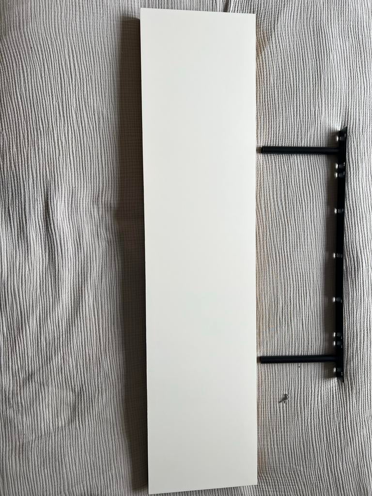 Witte zwevende plank met blinde bevestiging, Ophalen, Gebruikt
