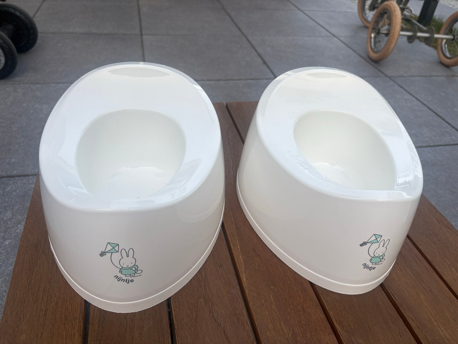 Twee Bébé-Jou Nijntje potjes, Kinderen en Baby's, Ophalen of Verzenden, Gebruikt