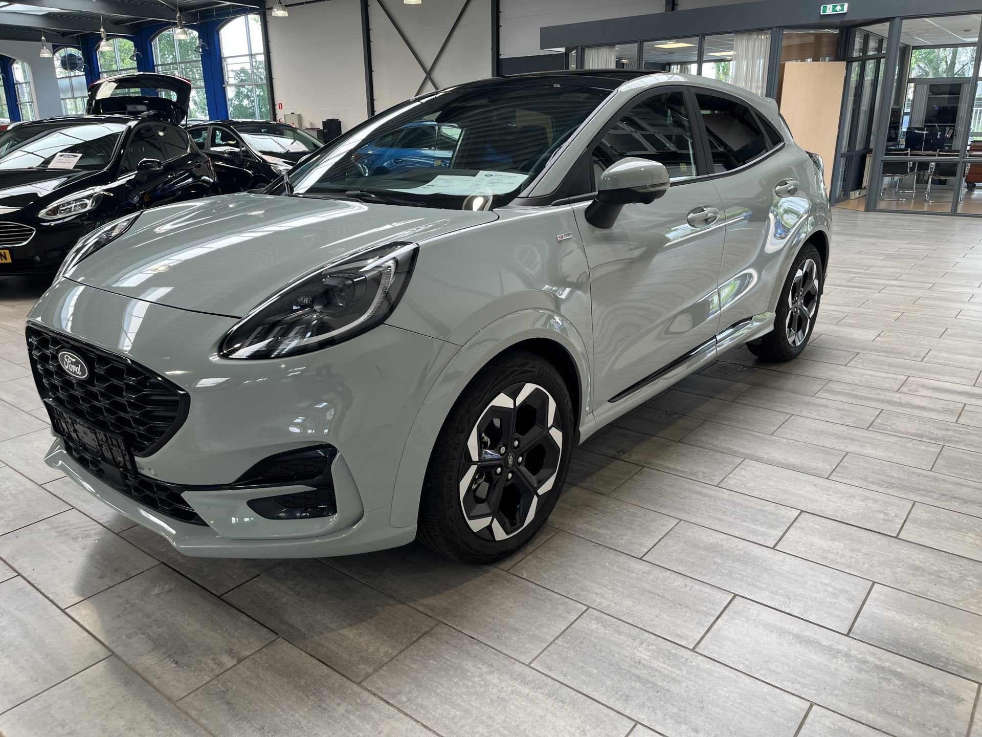 Ford Puma EcoBoost Hybrid 155PK ST-Line X | Winter Pack | Pa, Auto's, Ford, 12 maanden, Zwart, 1226 kg, Bedrijf