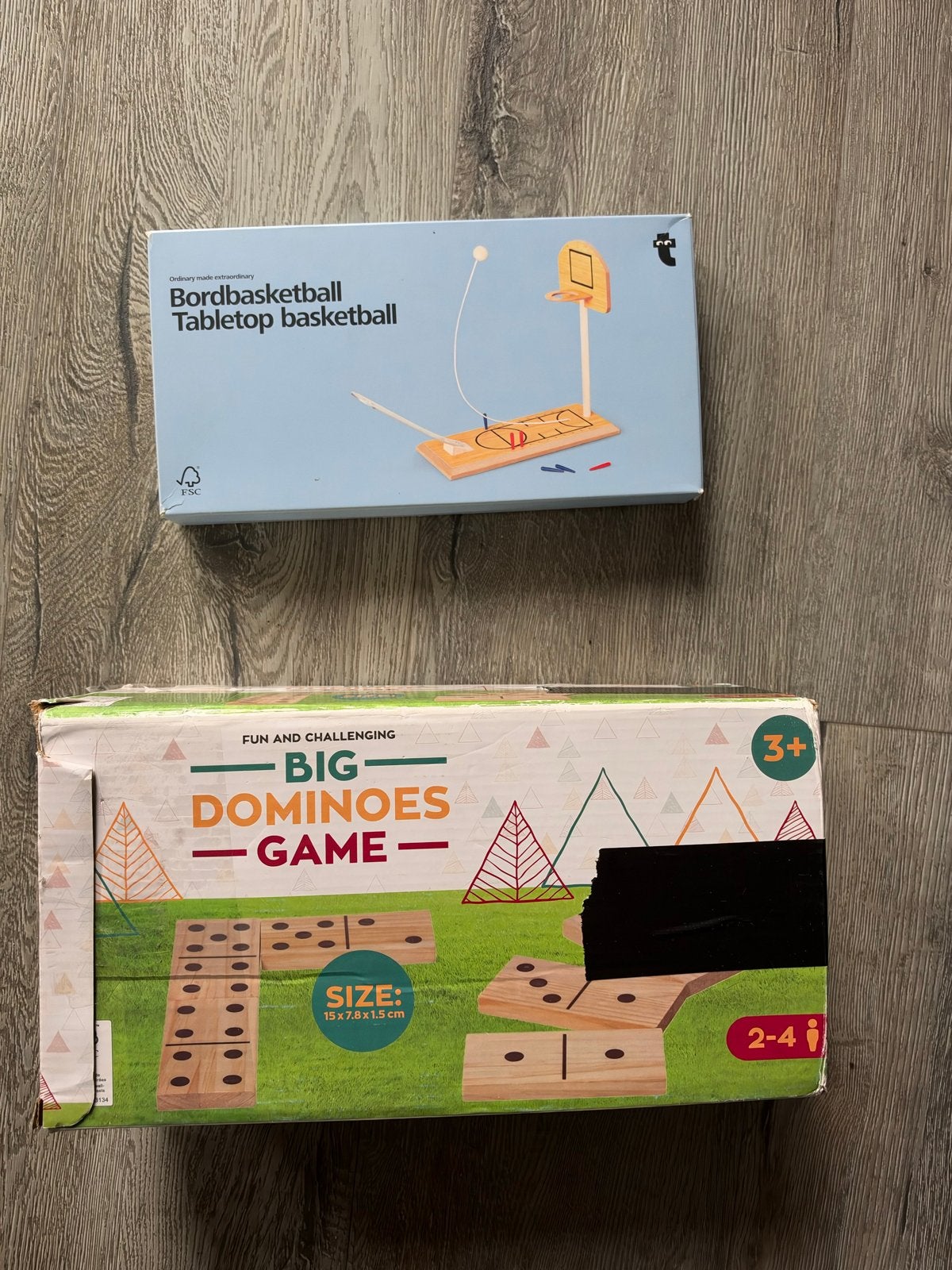 Diverse speelgoed: puzzels, domino en basketbalspel, Ophalen, Gebruikt, Jongen of Meisje