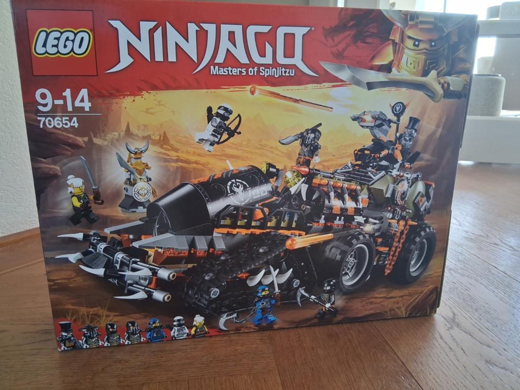 LEGO Ninjago 70654 Dieselnaut - Compleet met doos en boekje, Compleet, Gebruikt, Lego, Ophalen of Verzenden