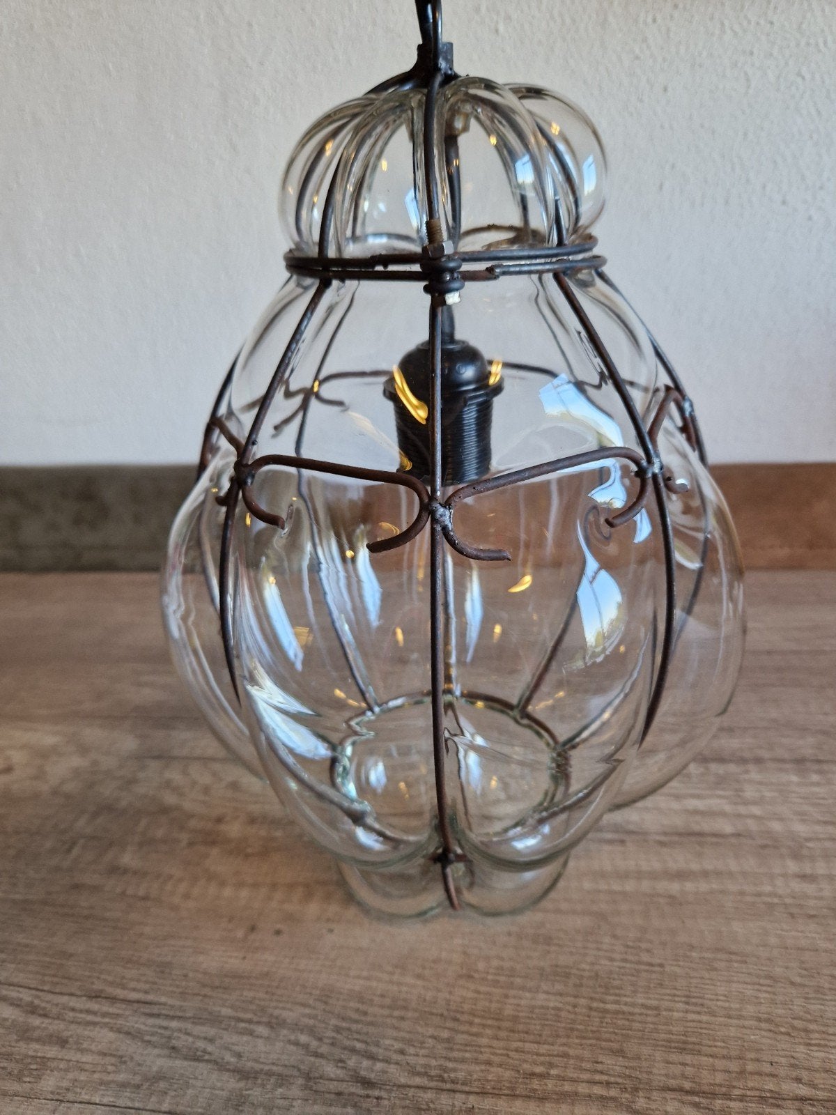 Glazen Venetiaanse Hanglamp, Ophalen