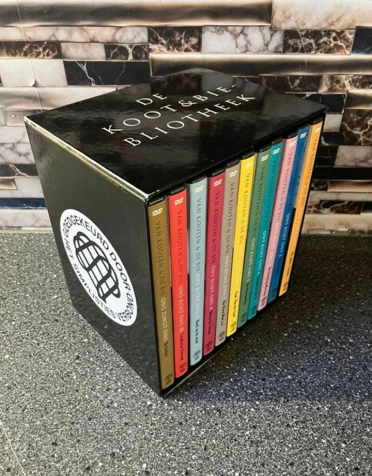 Van Kooten en De Bie - Bliotheek (11-Disc) Ons Kijkt Ons, Alle leeftijden, Boxset, Ophalen of Verzenden, Zo goed als nieuw