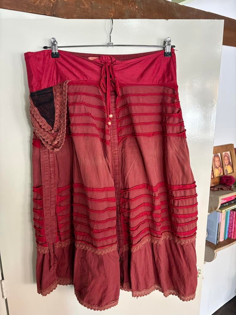 Two Sisters Rode Boho Rok Maat L/XL - 100% Katoen, Kleding | Dames, Ophalen of Verzenden, Zo goed als nieuw, Maat 42/44 (L), Rood