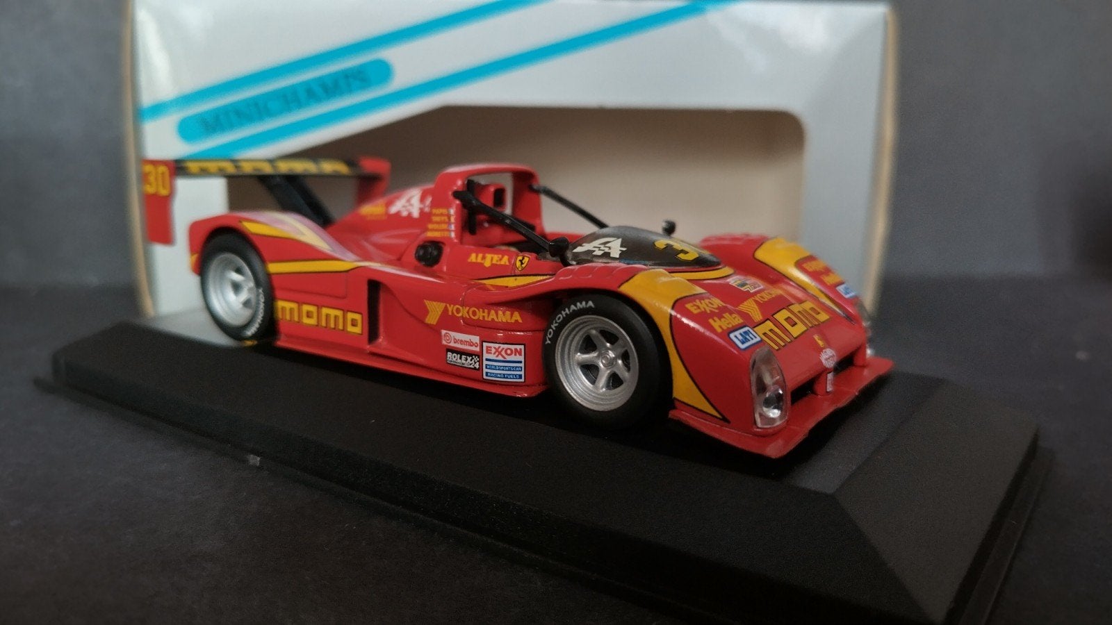 Ferrari 333 SP Daytona 1996 Momo 1:43 Minichamps Pol, Hobby en Vrije tijd, Modelauto's | 1:43, Auto, Verzenden, ., Pauls Model Art