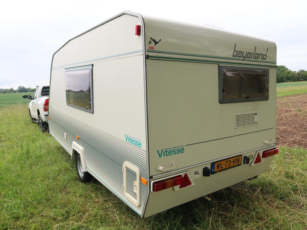 Beyerland Vitesse 430 MD / voortent + uitbouw + luifel, Schokbreker, Bedrijf, Treinzit, Tot en met 4