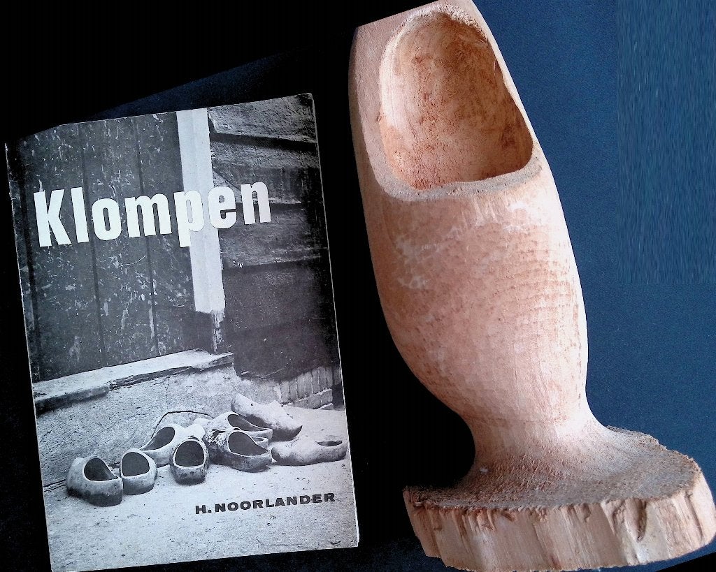 Een paar klompen mt. 39, Klompen – H. Noorlander & klomp, Klompen, Zwart, Ophalen of Verzenden, Gedragen
