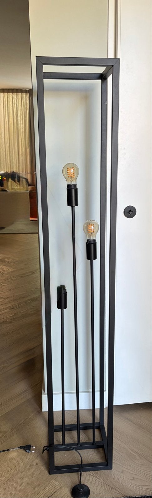Mooie industriële vloerlamp - Lumidora, Ophalen, Gebruikt, E27 (groot), Metaal