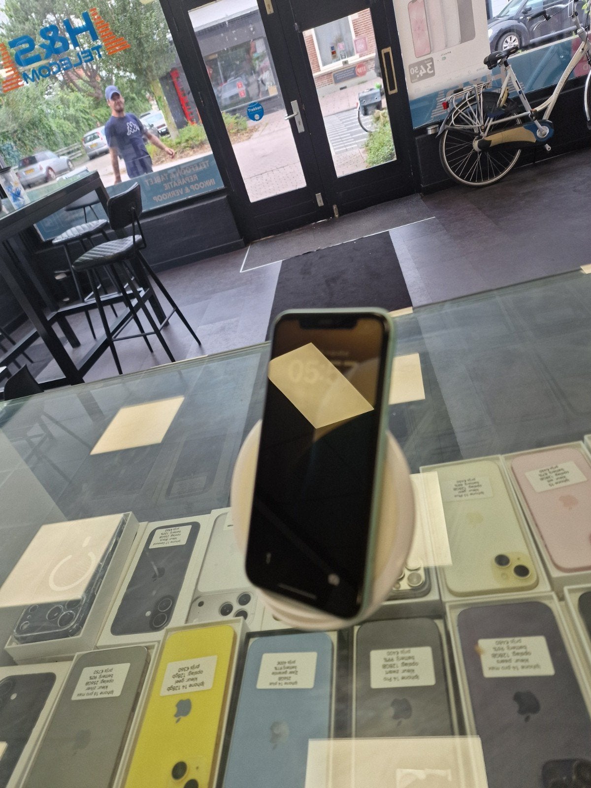 Foto 3 van Iphone 11 (64GB)