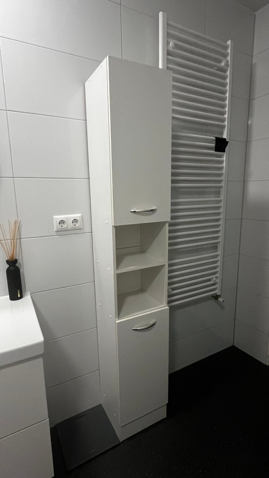 Hoge badkamer kast, Ophalen, (Half)hoge kast, Minder dan 50 cm, Gebruikt