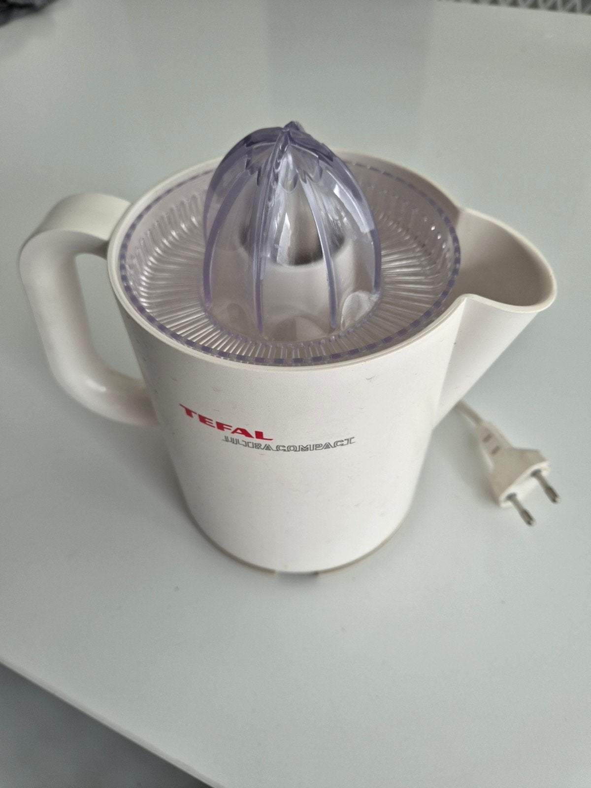 Tefal Ultra Compact Citruspers - Wit, Witgoed en Apparatuur, Juicers, Gebruikt, Citruspers, Elektrisch, Ophalen of Verzenden