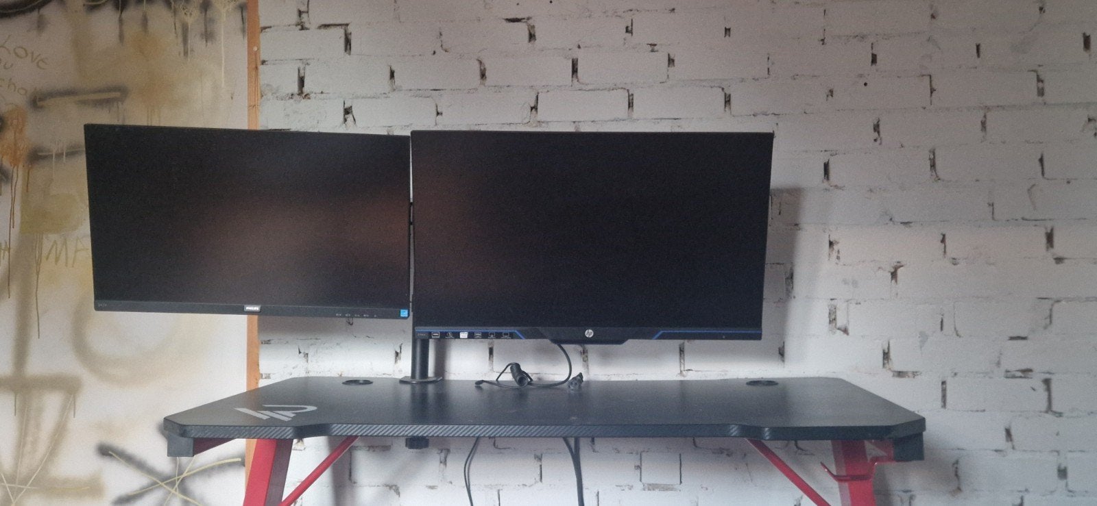 HP 27 inch 144Hz Full HD Gaming Monitor & Philips 24 inch, Gebruikt, 101 t/m 150 Hz, Full HD, HP, Philips