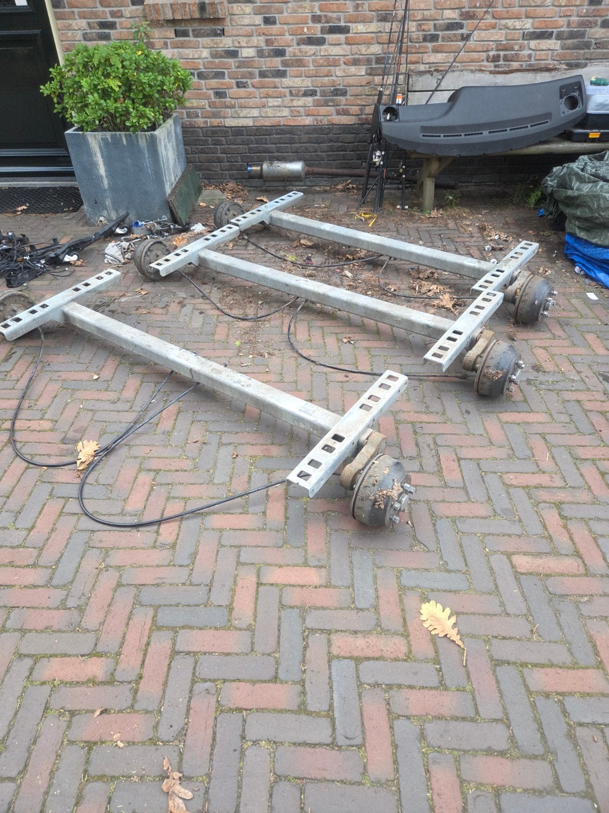 Henra assen 1500kg, Ophalen