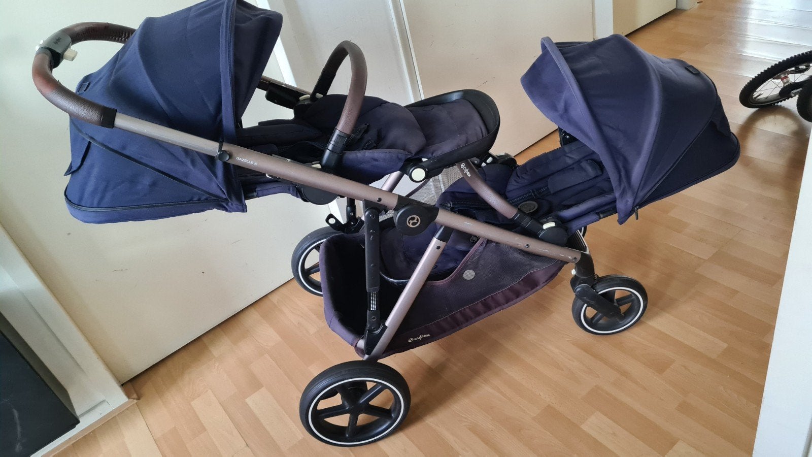Cybex Gazelle S Duowagen Navy Blue met accessoires, Kinderen en Baby's, Kinderwagens en Combinaties, Duowagen, Zo goed als nieuw