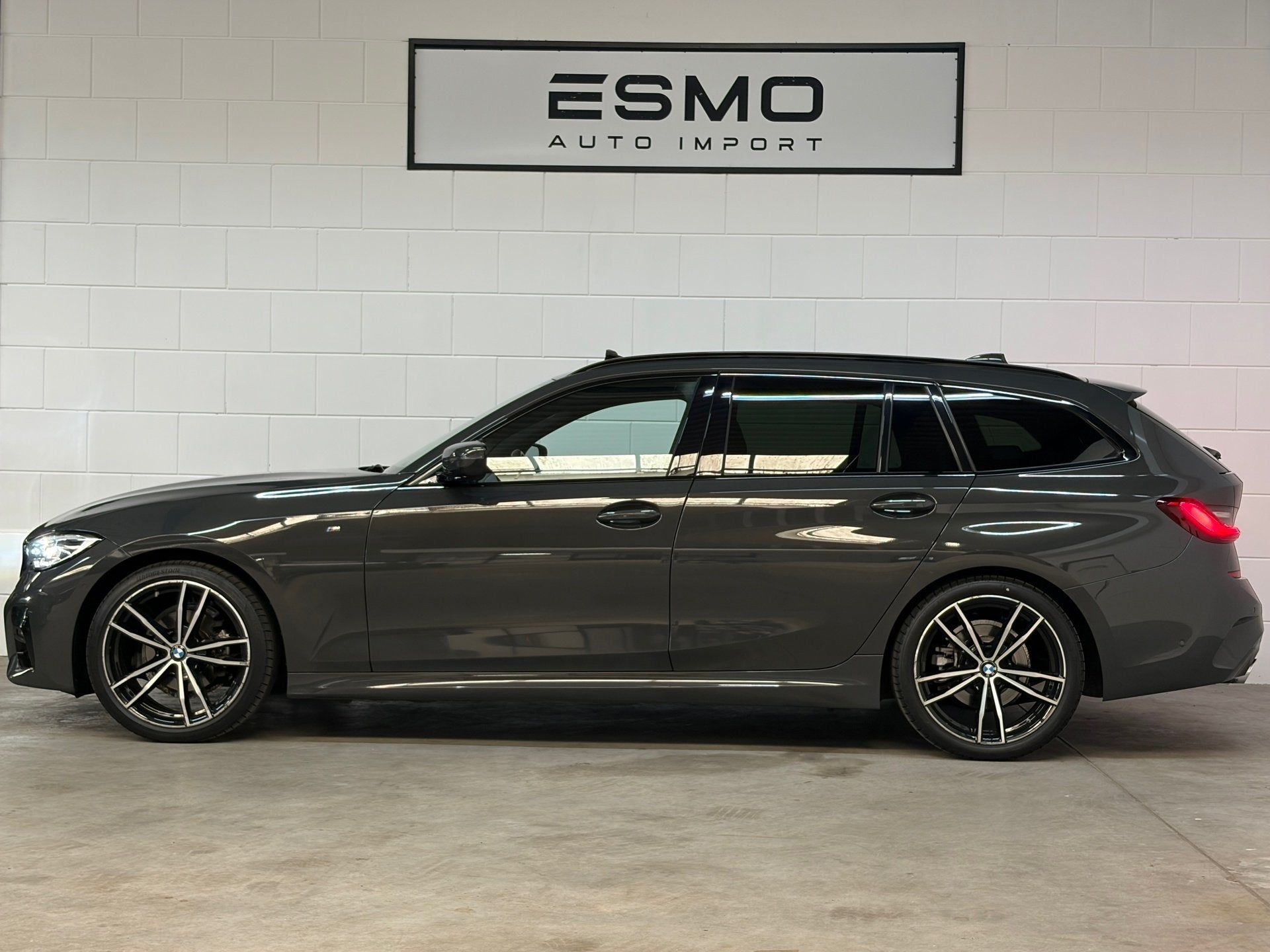 BMW 3-serie Touring 318i High Executive M-pakket Panoramadak, Auto's, Automaat, 1998 cc, Gebruikt, 1545 kg