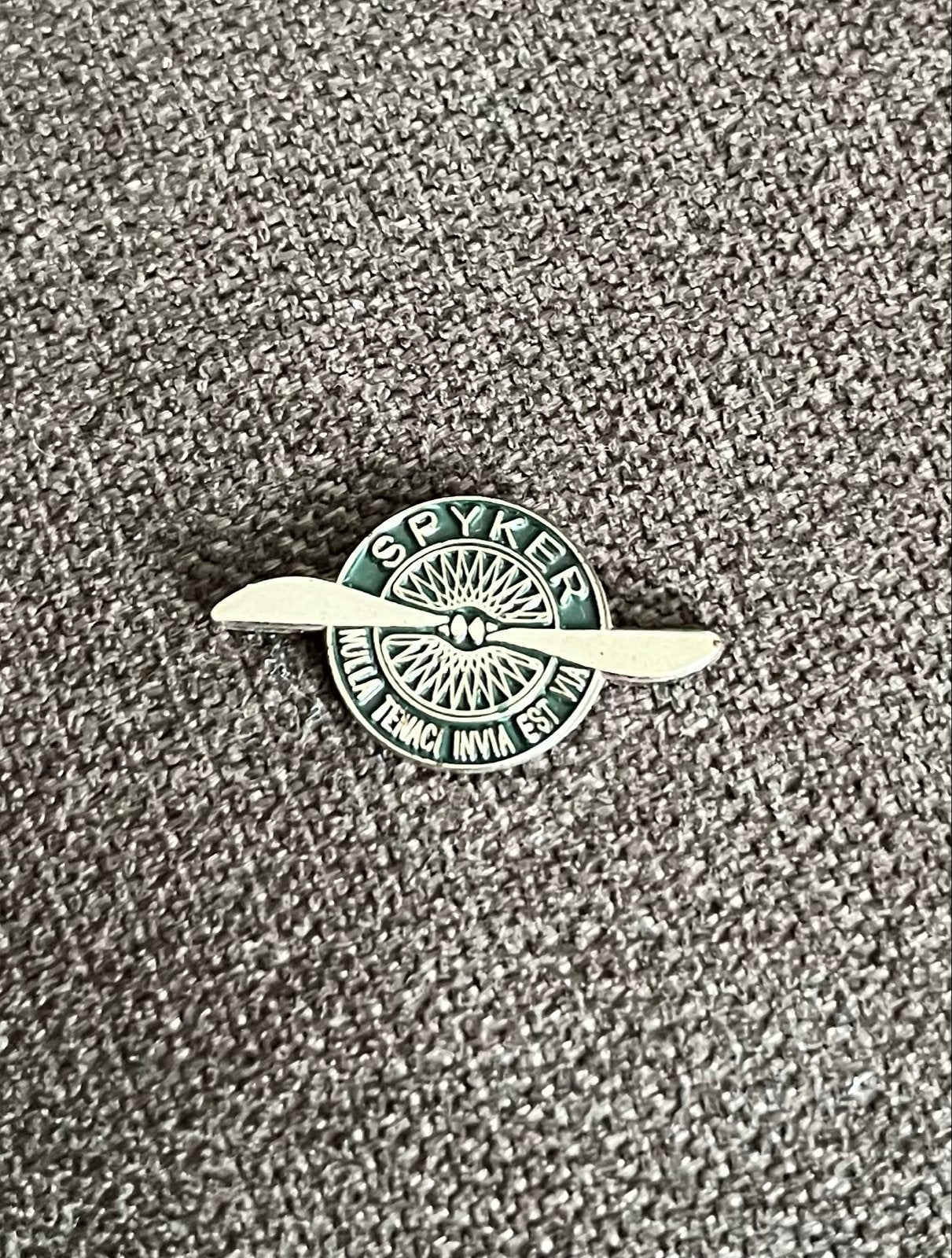 Spyker Cars Speldje Pin, Verzamelen, Ophalen of Verzenden, Gebruikt, Merk, Speldje of Pin