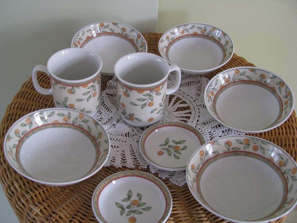 Zoek JIJ nog IETS van 't Art Design 🍊Koffietijd 🍊servies ?, Ophalen of Verzenden, Zo goed als nieuw, Porselein, Overige stijlen