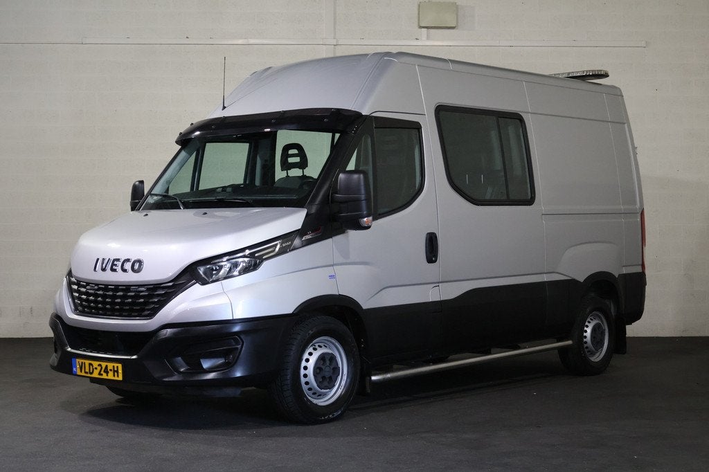 Iveco 35S21 Hi-Matic Automaat DC 3.5T Trekhaak (bj 2021), Auto's, Automaat, 2534 kg, Gebruikt, Euro 6