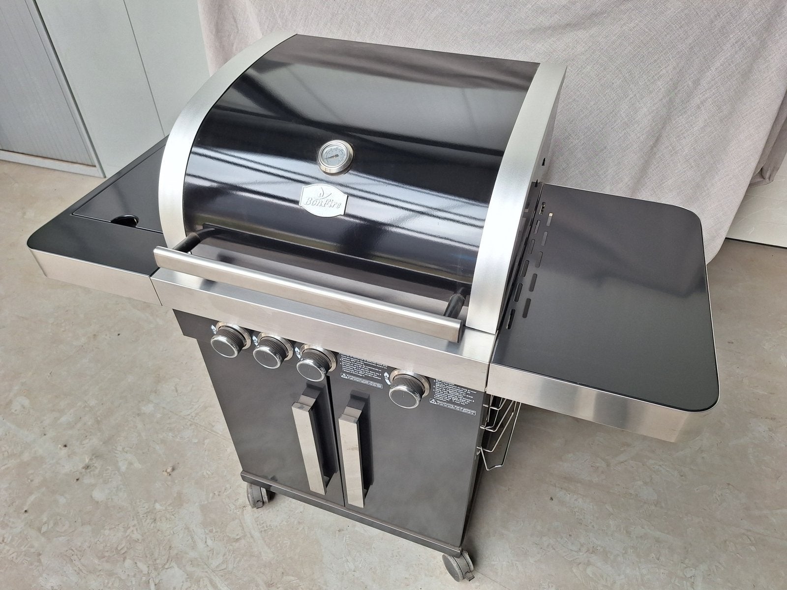 Mooie nette gasbarbeque, merk Bonfire, Tuin en Terras, Ophalen, Zo goed als nieuw
