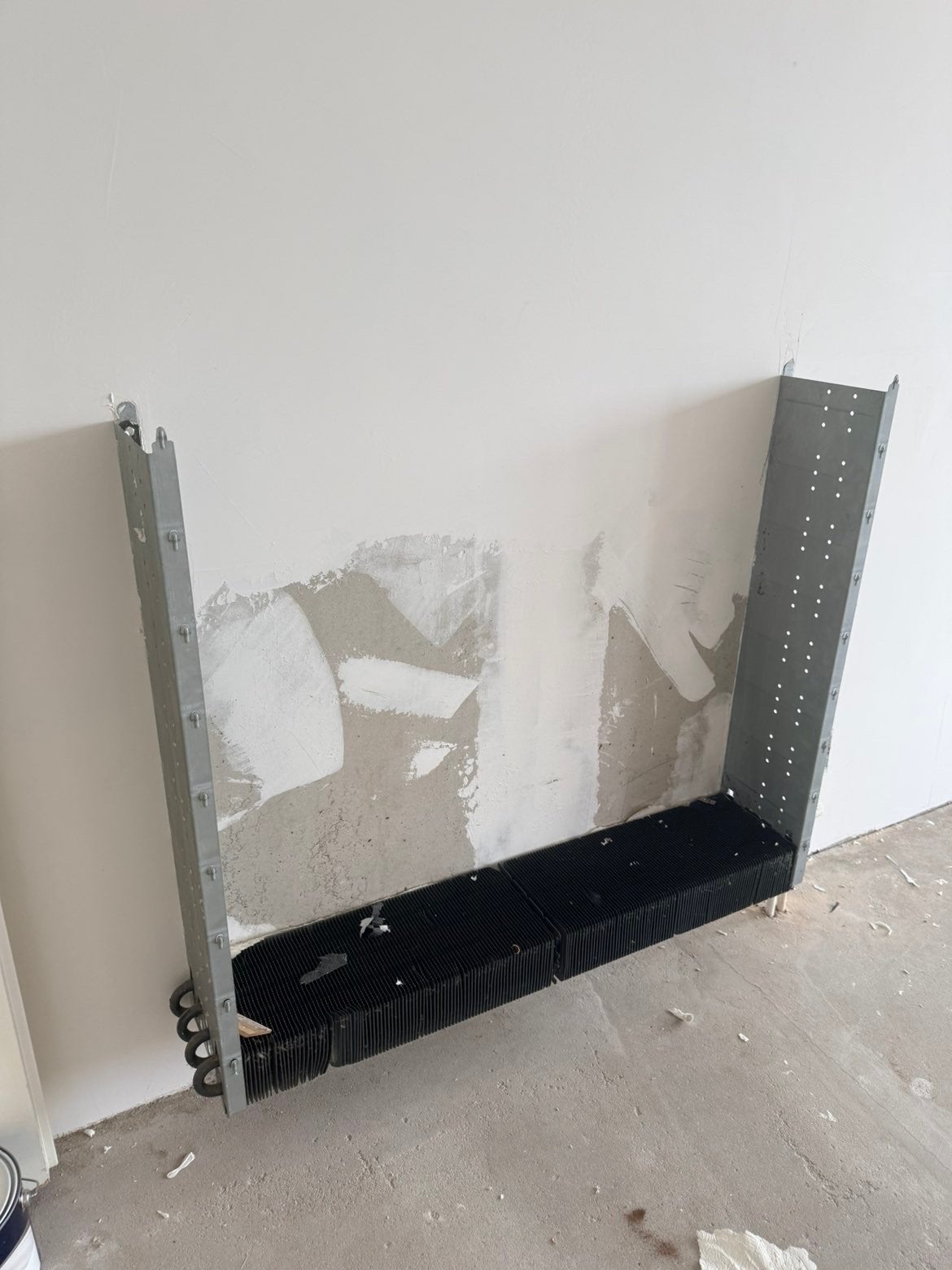 Convectorput met ombouw - Zo goed als nieuw, Ophalen, Minder dan 30 cm, Radiator, 150 cm of meer