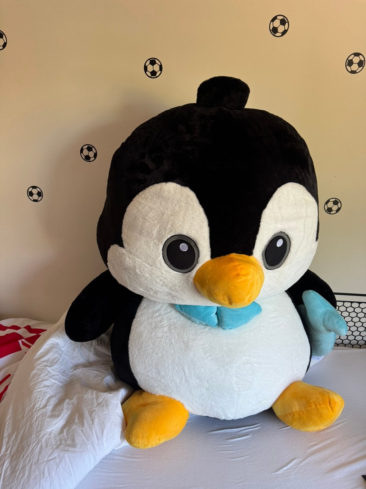 Grote knuffelbeer ( pinguïn) in nieuwe staat, Kinderen en Baby's, Speelgoed | Knuffels en Pluche, Ophalen of Verzenden, Zo goed als nieuw