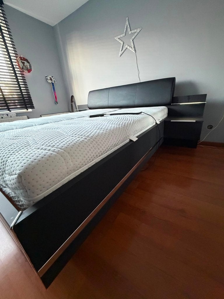 Elektrisch verstelbaar bed, Ophalen, Gebruikt, Zwart, Tweepersoons