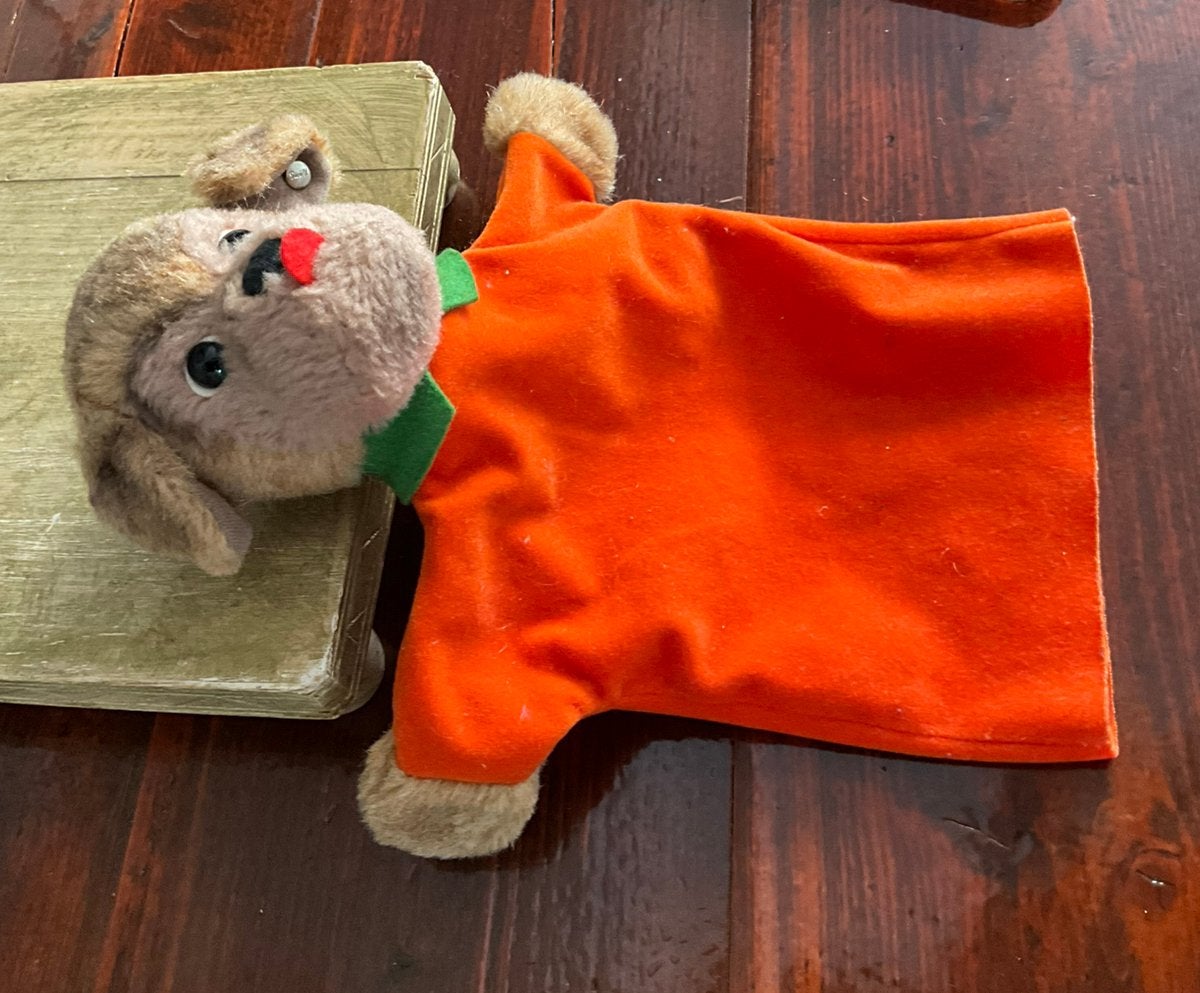 Prachtige antieke handpop van Steiff met knopje, Ophalen of Verzenden