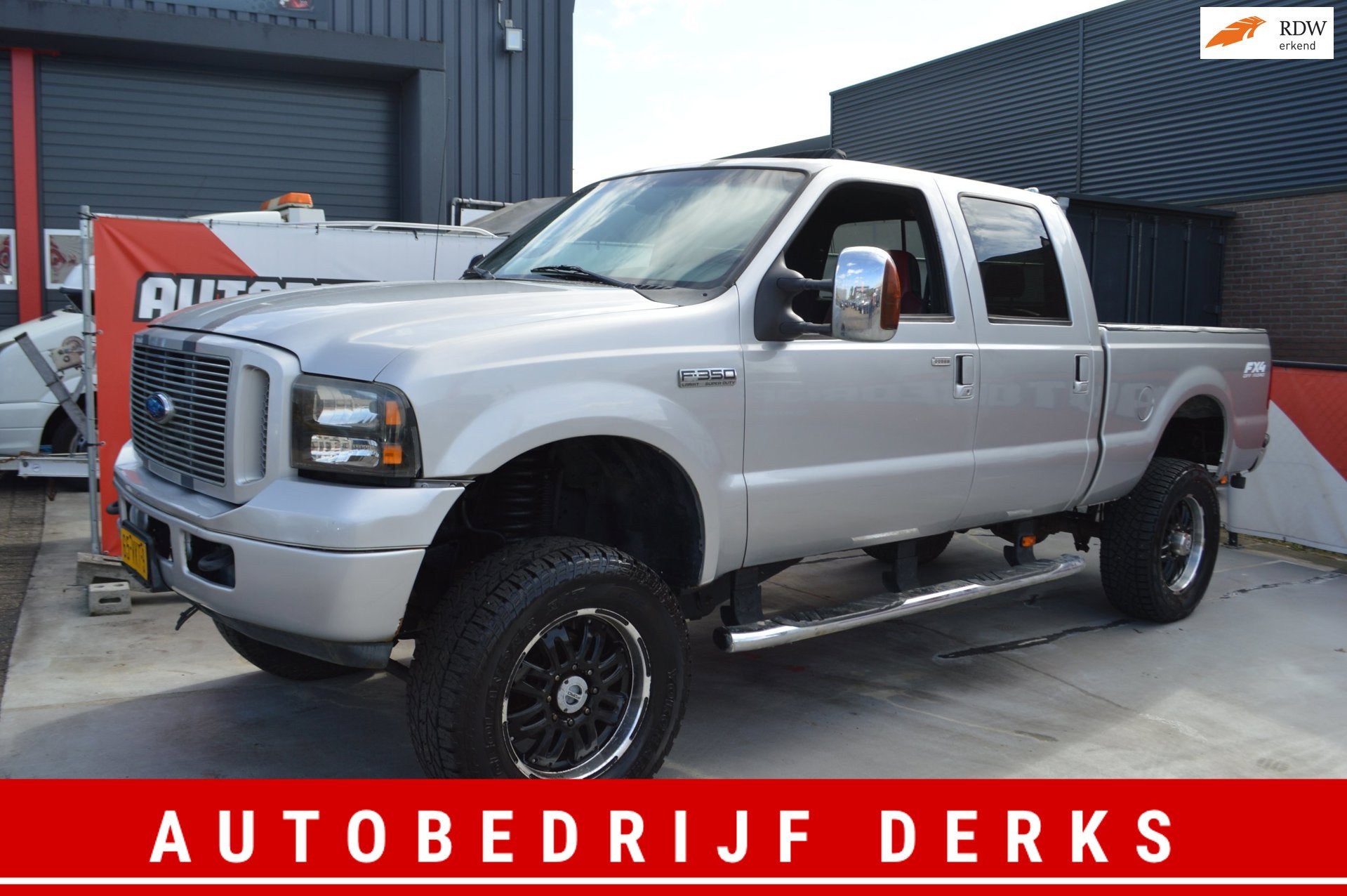 Ford F-350 6.0 V8 Diesel Power Stroke Heavy Duty Grijs Kente, Automaat, Gebruikt, 8 cilinders, 327 pk