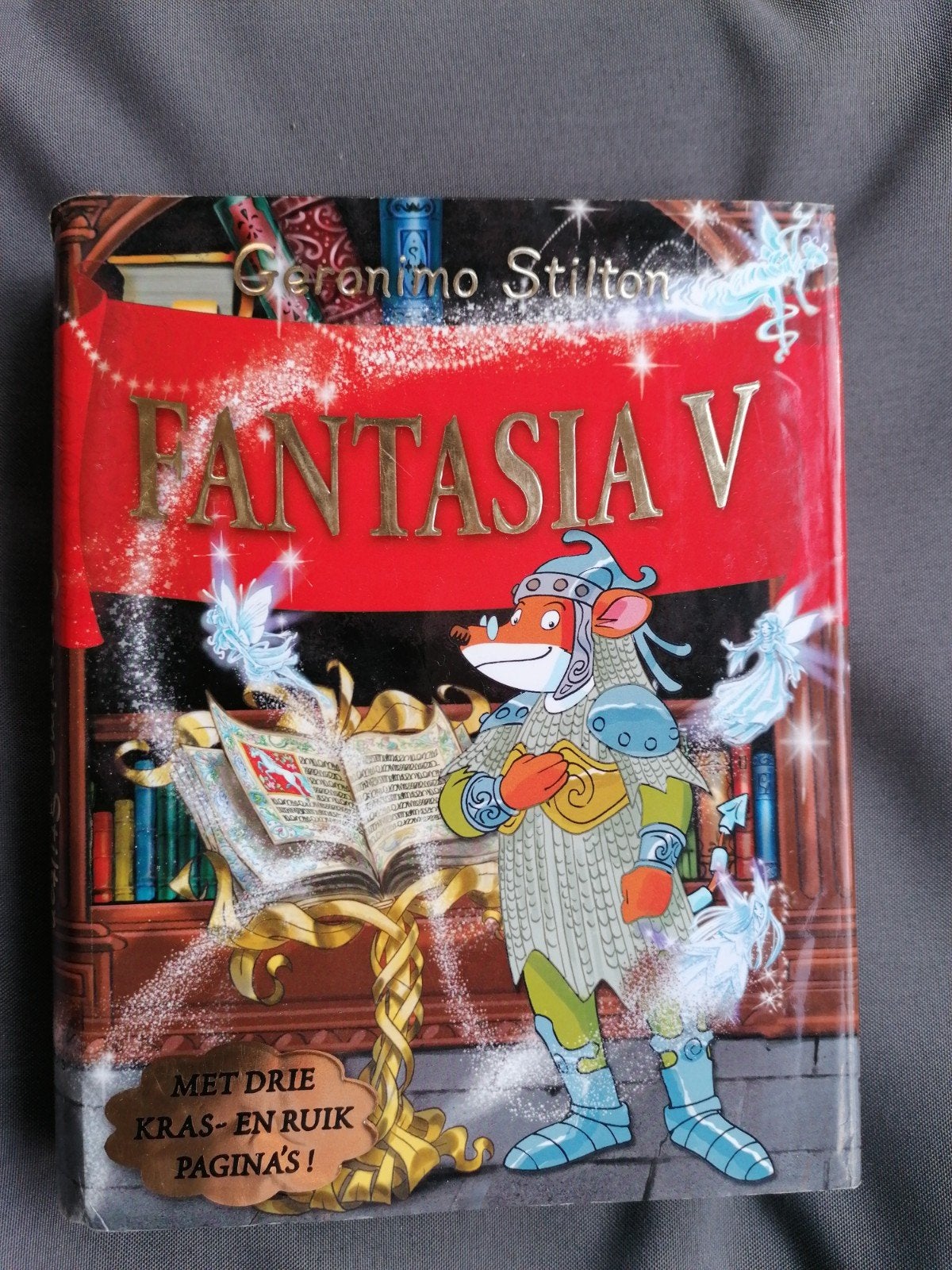 Geronimo Stilton: Fantasia V - Avontuur in Fantasia, Ophalen of Verzenden, Gelezen