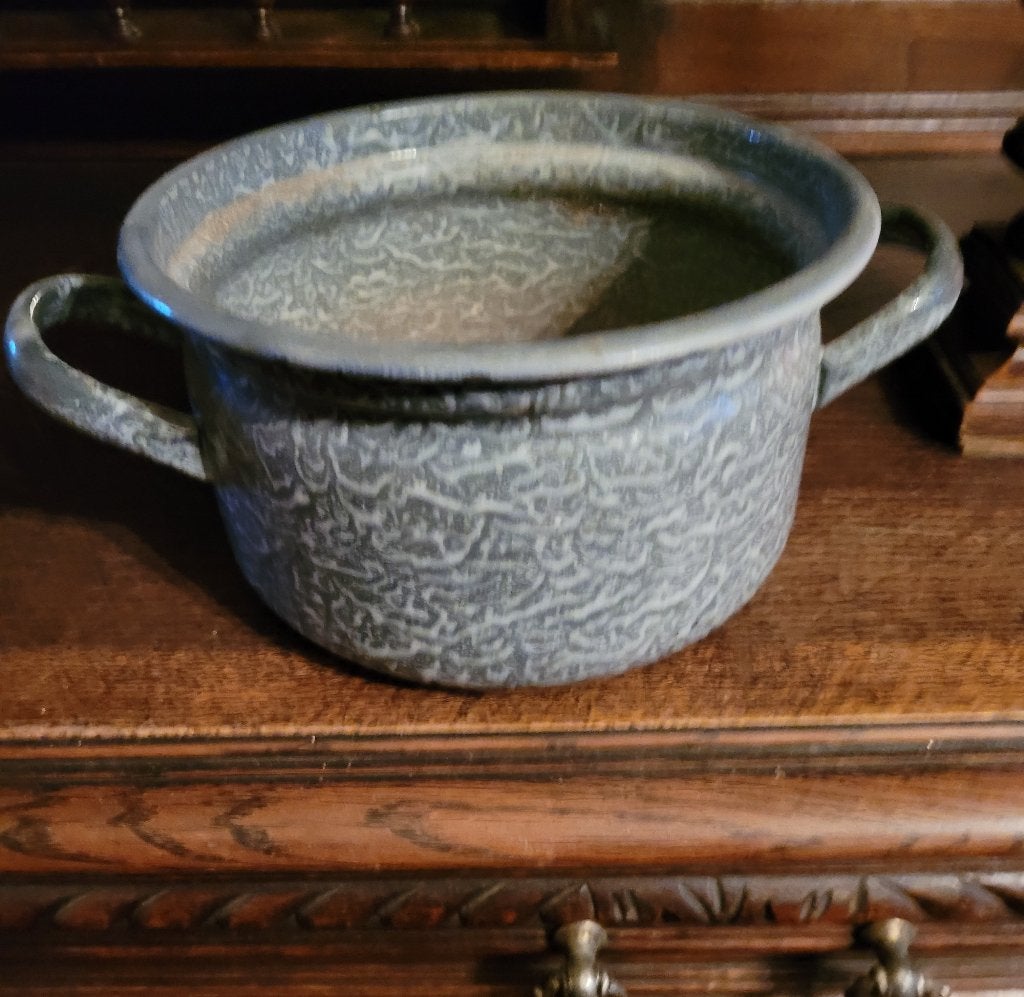 Emaille grijs gewolkte pan 20 cm. ca. 1950. DEVENTER., Antiek en Kunst, Antiek | Keukenbenodigdheden, Ophalen of Verzenden