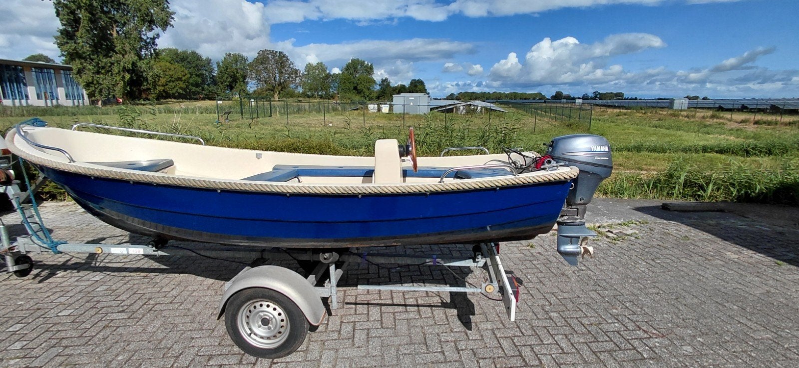 SLOEP 4.30M INCL YAMAHA 8 PK 4 TAKT EN TRAILER KOOPJE, Consoleboot, Gebruikt, 4 m, Nordcraft