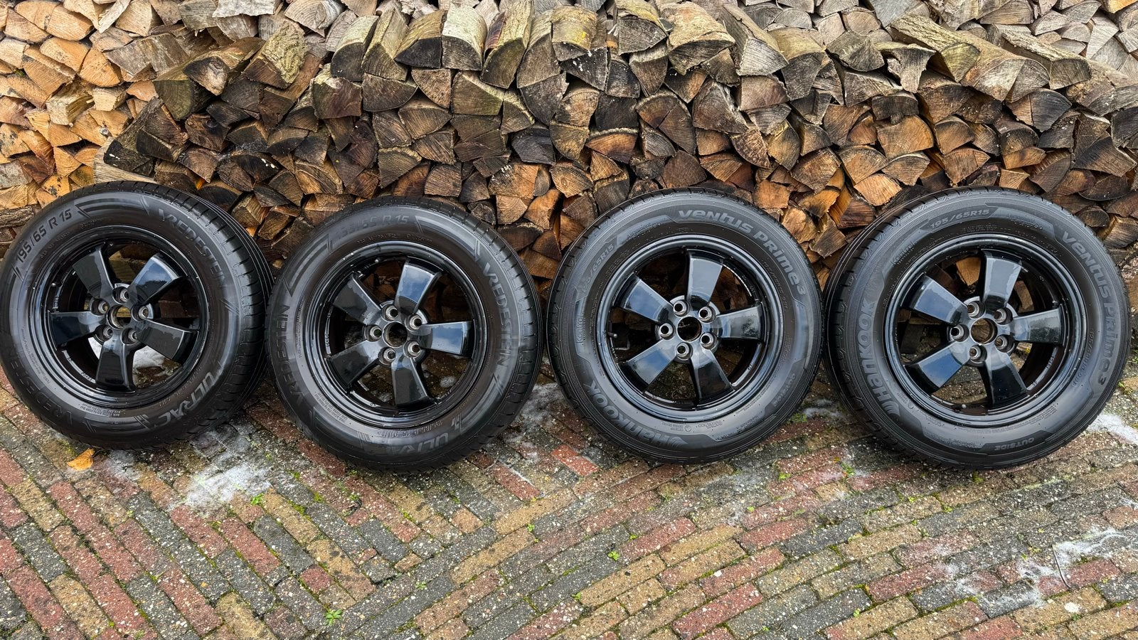 Toyota Prius Zomerbanden met originele velgen - 195/65 R15, Ophalen, Gebruikt, 15 inch, Banden en Velgen