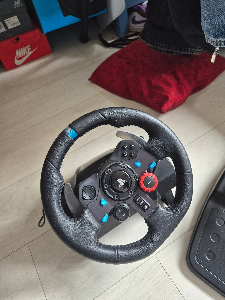 Logitech g29 stuur in goeie staat, Ophalen of Verzenden, Zo goed als nieuw, Stuur of Pedalen, PlayStation 4