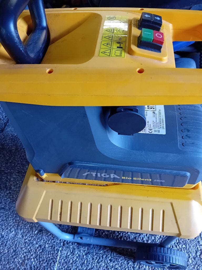 Stiga biosilent 2500 tuinhakselaar, Minder dan 3 m³, Ophalen, Overige houtsoorten, Takken