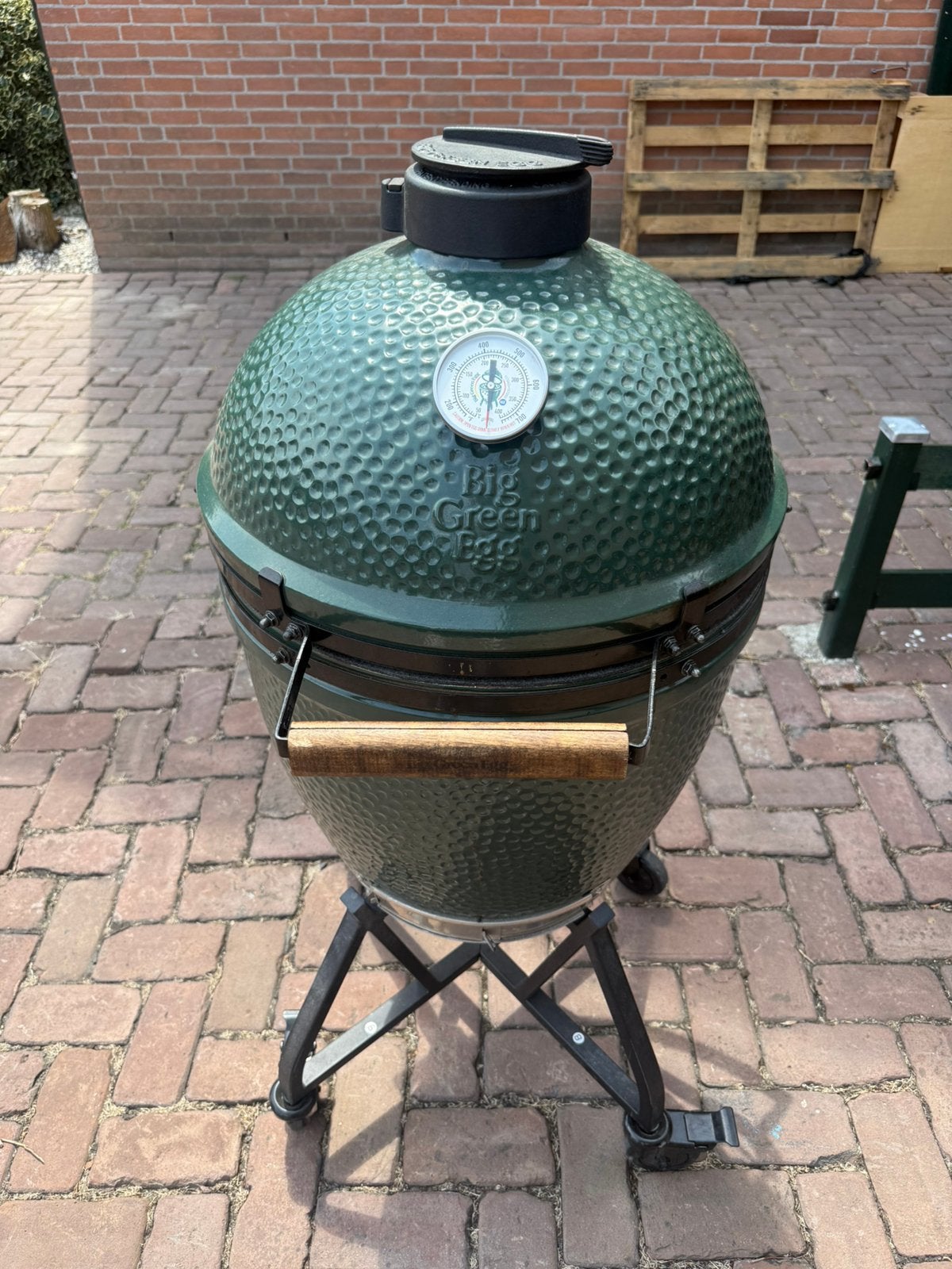 Big Green Egg Large met Nest+handler / Conveggtor, Ophalen, Gebruikt, Met accessoires