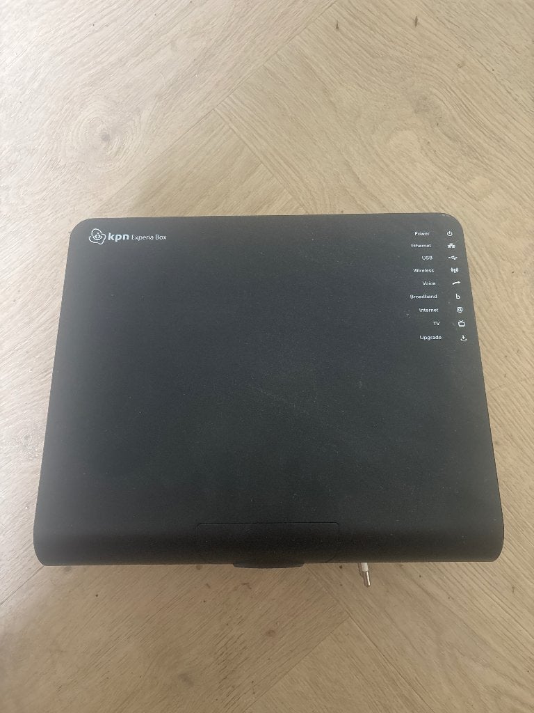KPN Experia Box V8 Router/Modem, Computers en Software, Ophalen of Verzenden, Gebruikt, Router met modem, KPN