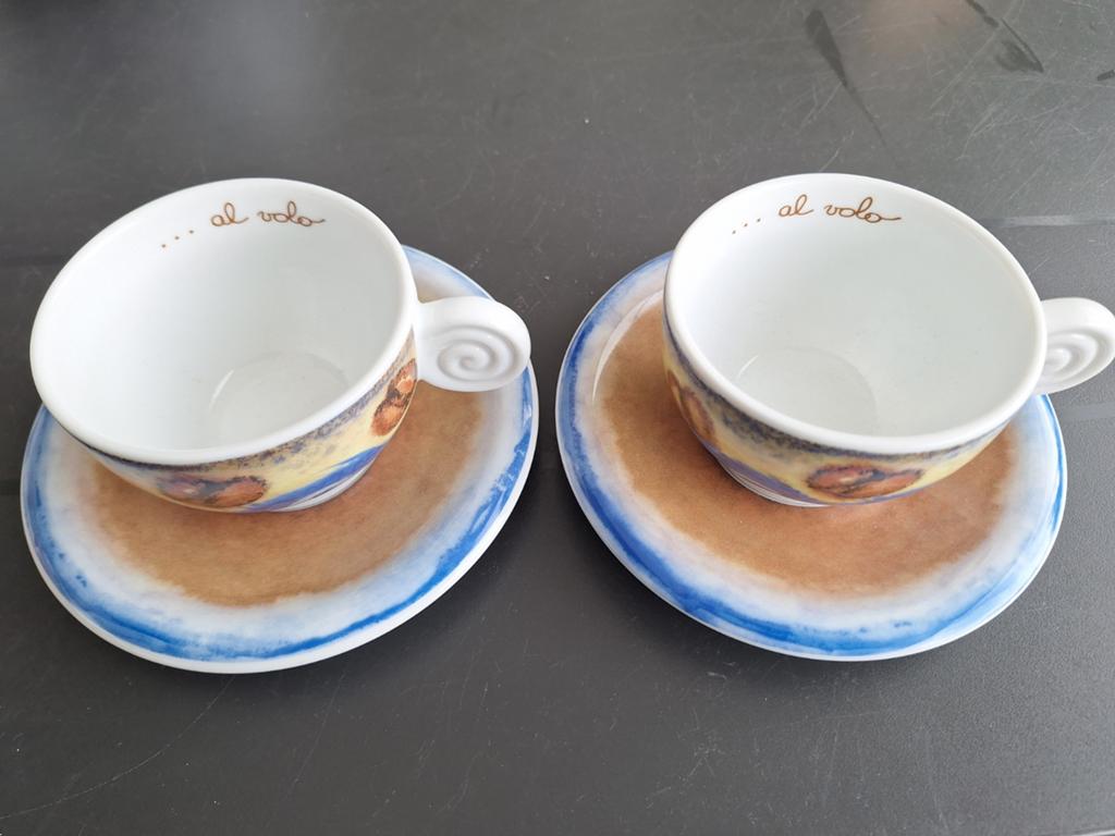 2 Thun kop en schotels "al volo" - koffie kopjes, Huis en Inrichting, Ophalen of Verzenden, Zo goed als nieuw, Overige stijlen