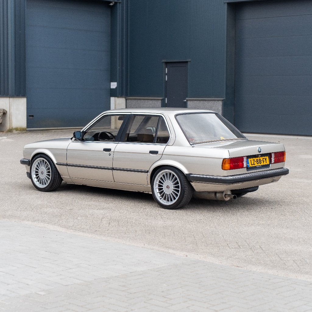 BMW E30 316 TOPSTAAT | Dubbele Carburateur | Bruin Glas, foto 12