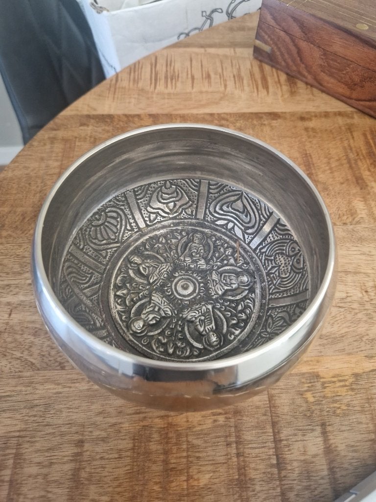 Oude, verzilverde klankschaal. 693 gram., Ophalen of Verzenden