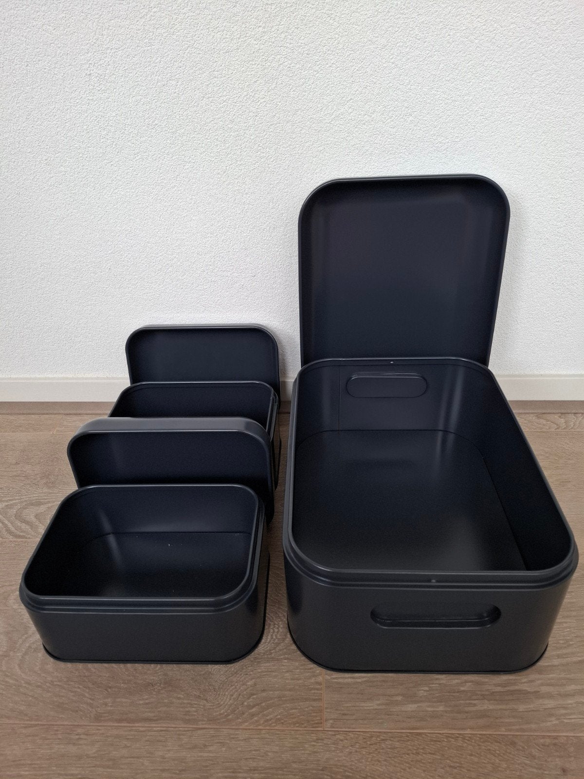 IKEA, SNIKA, metalen / ijzeren donkerblauwe grijze bakken, Ophalen, Gebruikt, Overige typen, Minder dan 35 cm